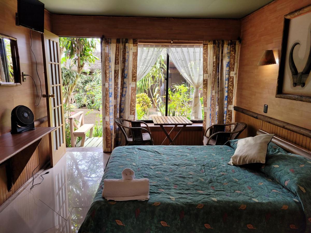 Hotel Manavai Hanga Roa Exterior photo
